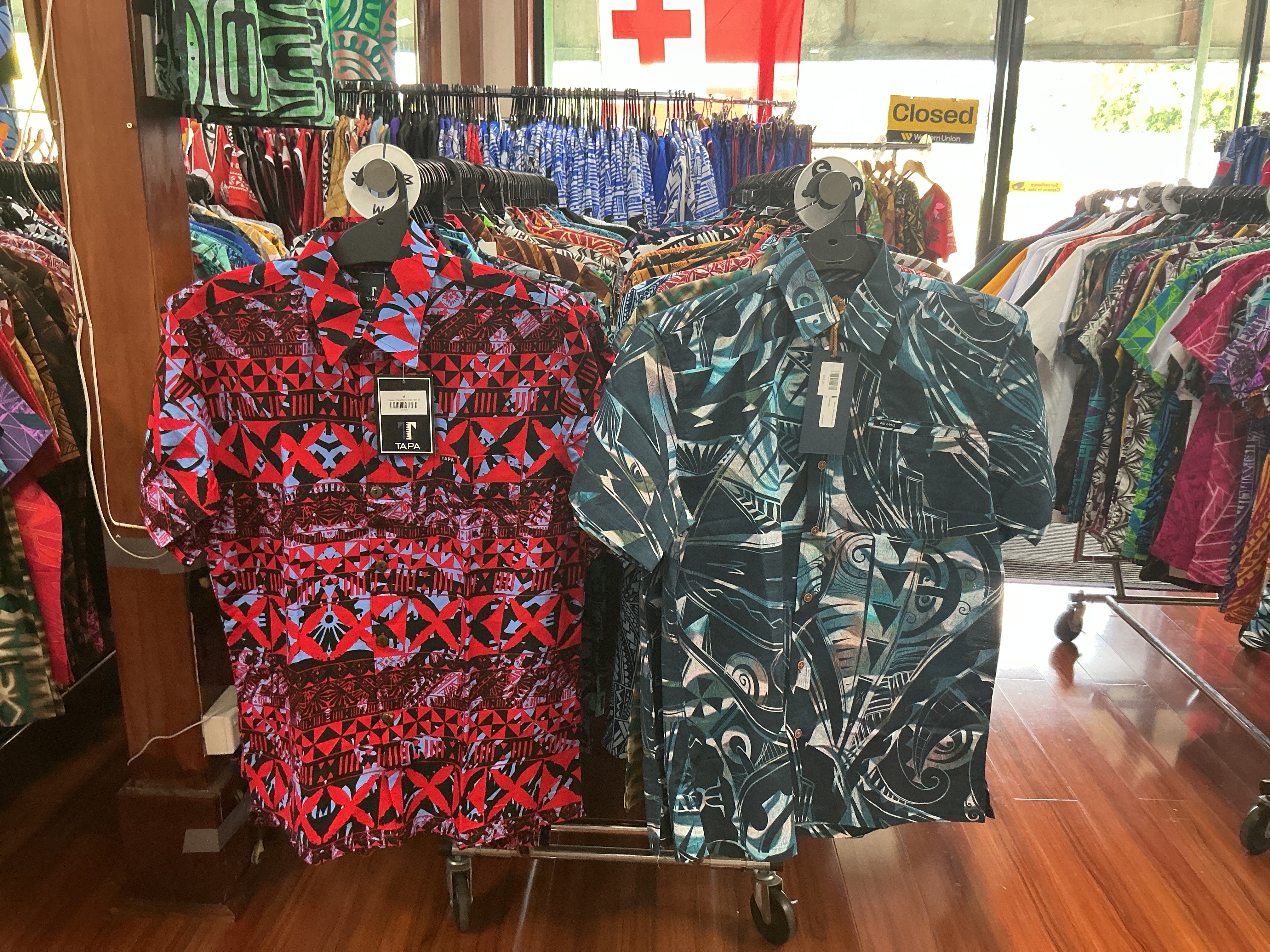 Men’s Shirts – Runik Polynesian Town
