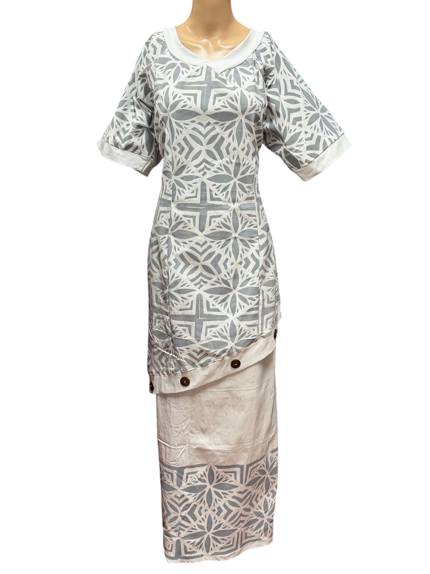 (Size 20) Hand-Painted White Puletasi